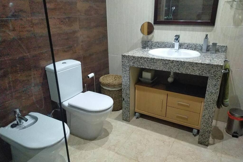 Apartamento Para 5 Personas Frente Al Mar Con Piscina Y Parking Cubelles Eksteriør billede